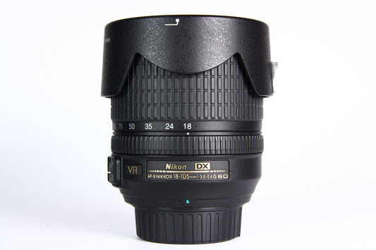 Lente NIKON DX 18-105mm F3.5-5.6 VR. Semi Nuevo