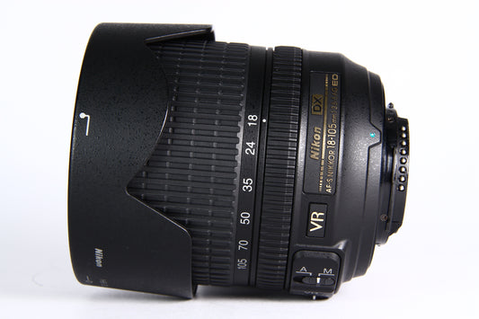 Lente NIKON DX 18-105mm F3.5-5.6 VR. Semi Nuevo