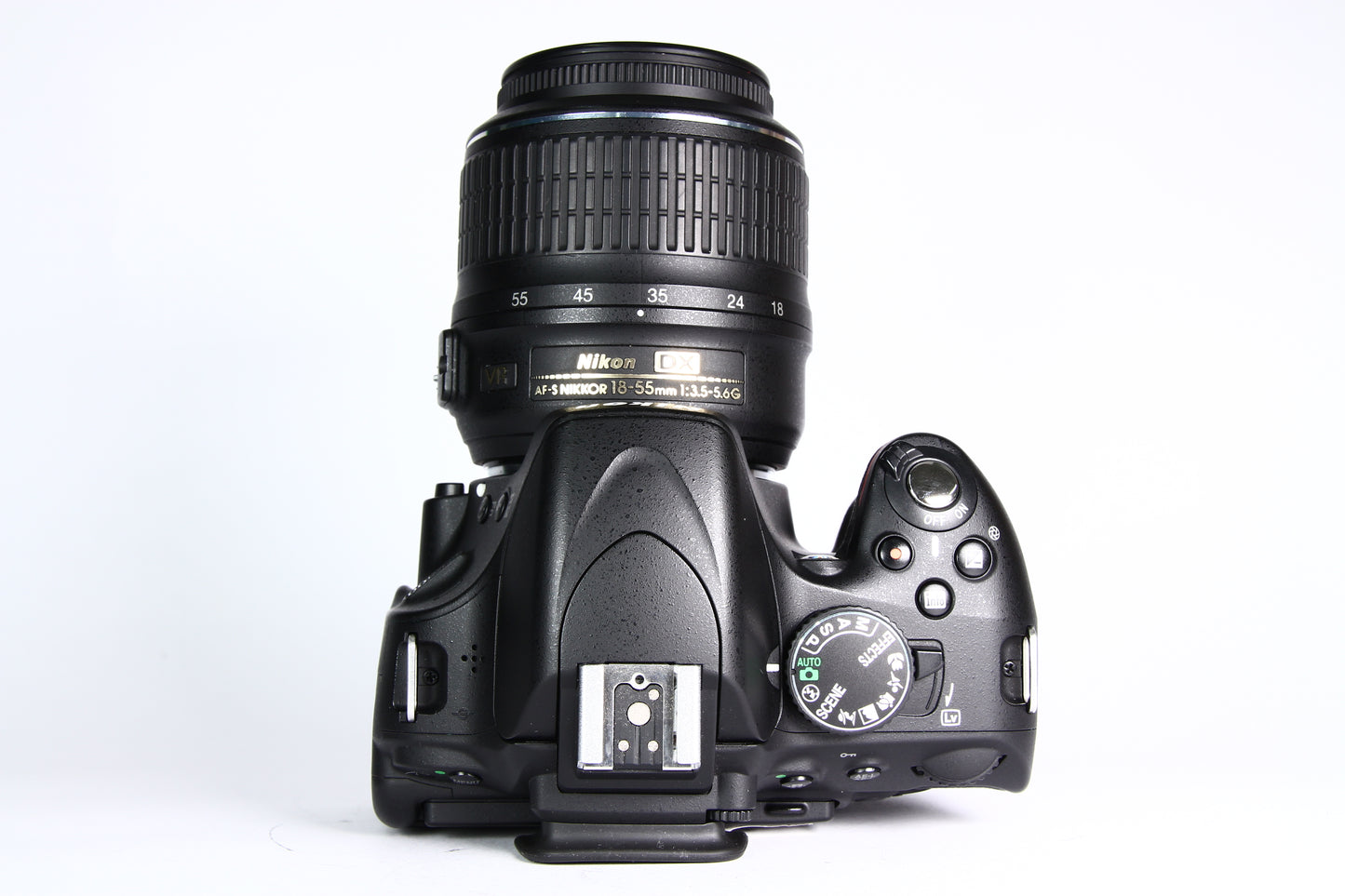 Cámara Digital NIKON D5100 Lente 18-55mm G VR. Usada