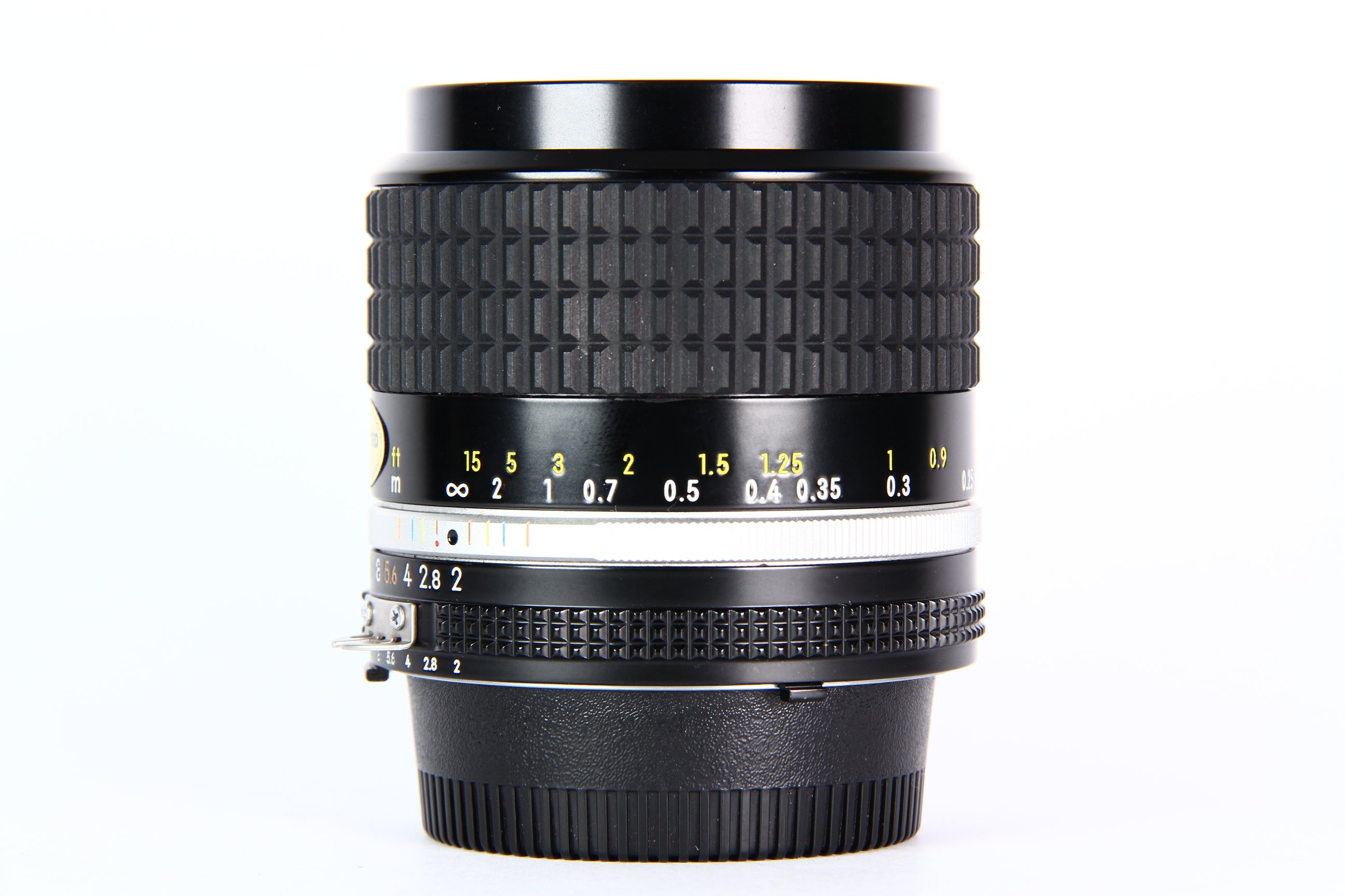 Lente NIKON 28mm F2. Vintage