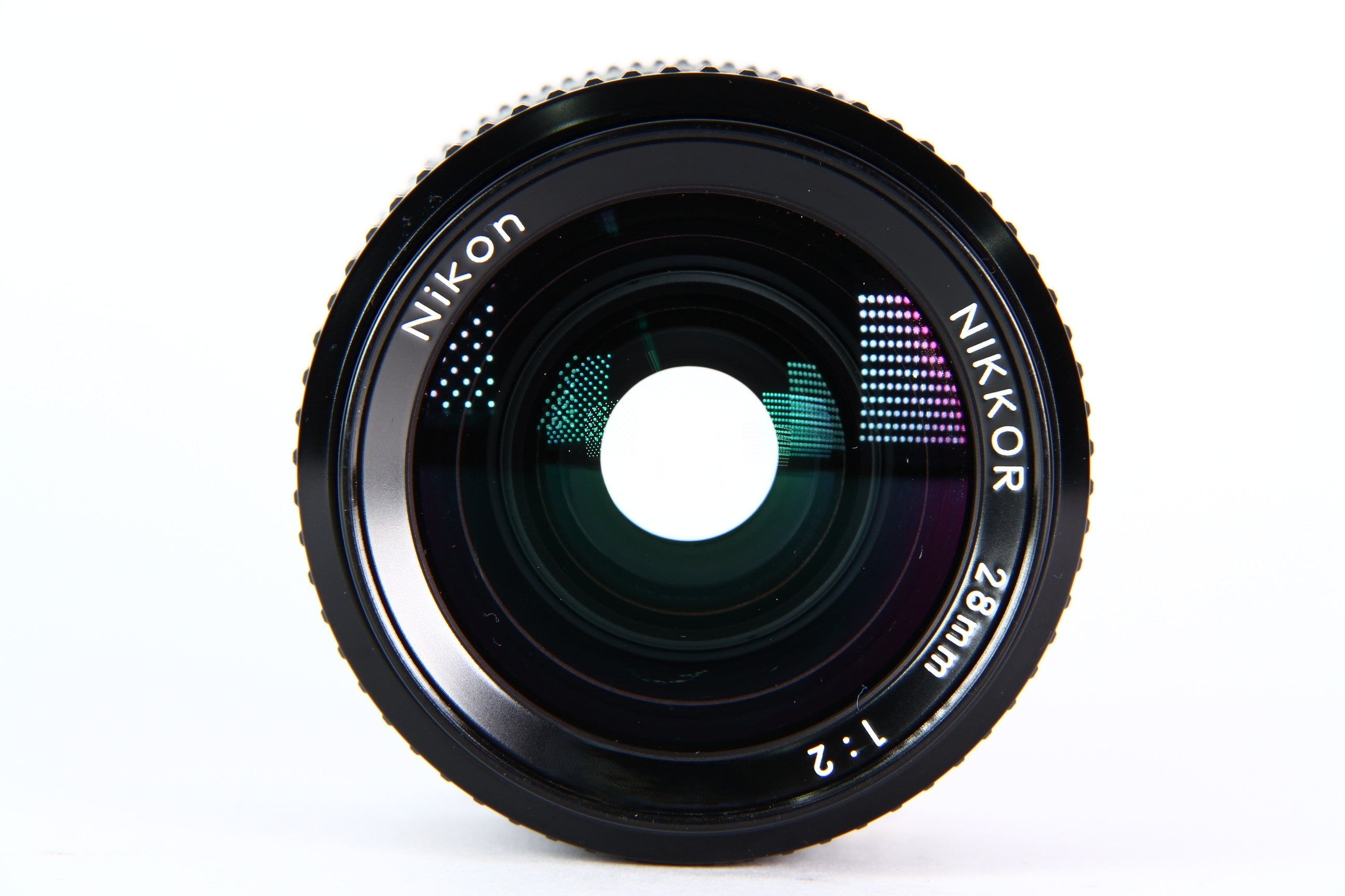 Lente NIKON 28mm F2. Vintage