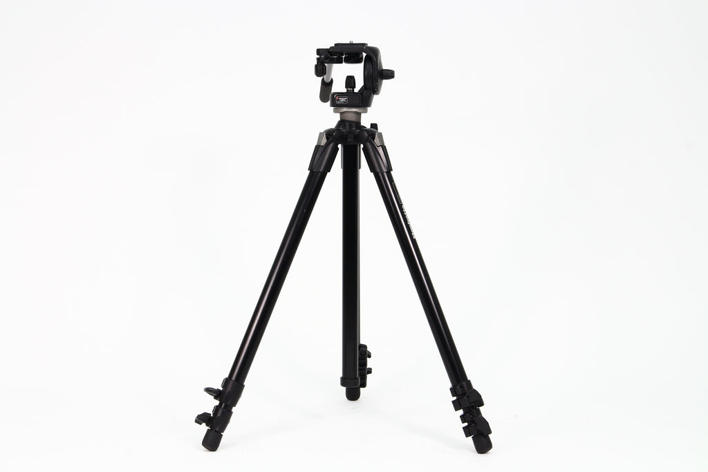 Trípode MANFROTTO 055XDB-128RC. Usado