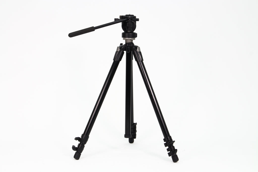 Trípode MANFROTTO 055XDB-128RC. Usado