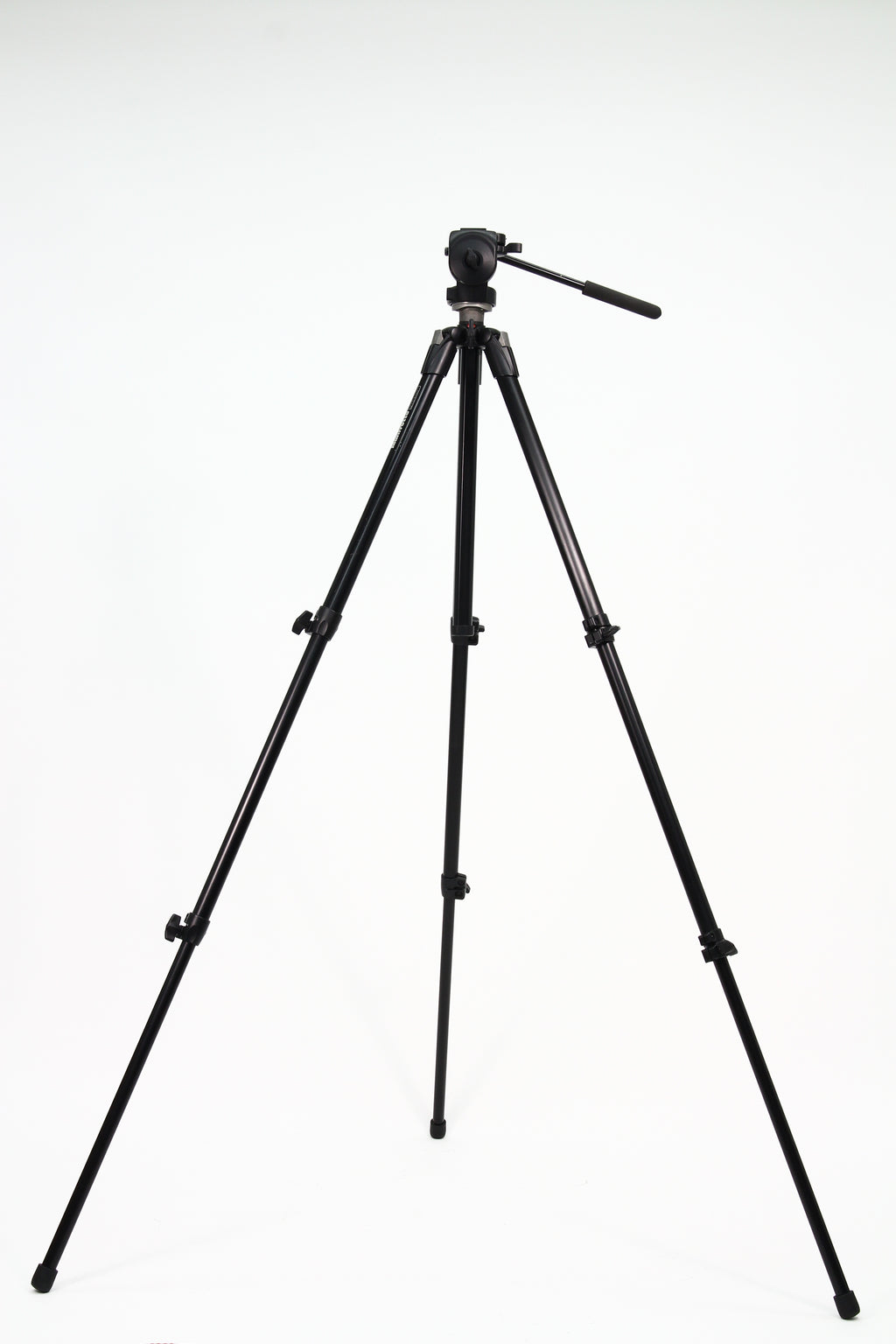 Trípode MANFROTTO 055XDB-128RC. Usado