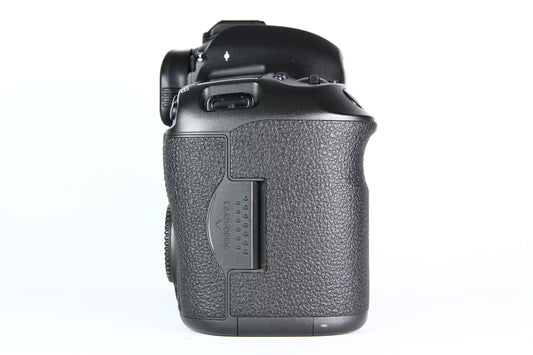 Cámara Digital CANON 5DSR. Solo cuerpo. Usada.