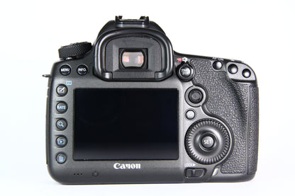 Cámara Digital CANON 5DSR. Solo cuerpo. Usada.