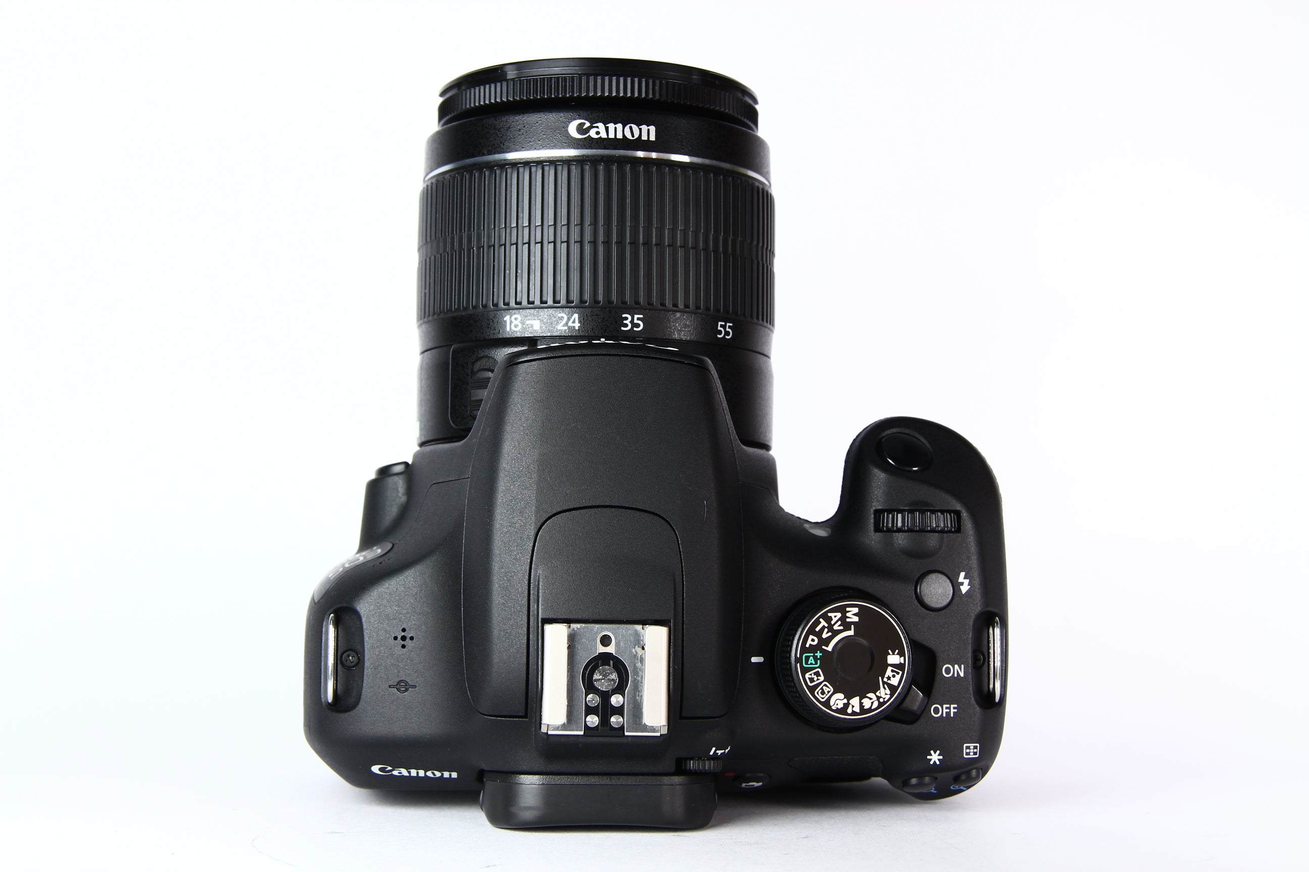 Cámara Digital CANON 1200D Lente 18-55mm III. Usada