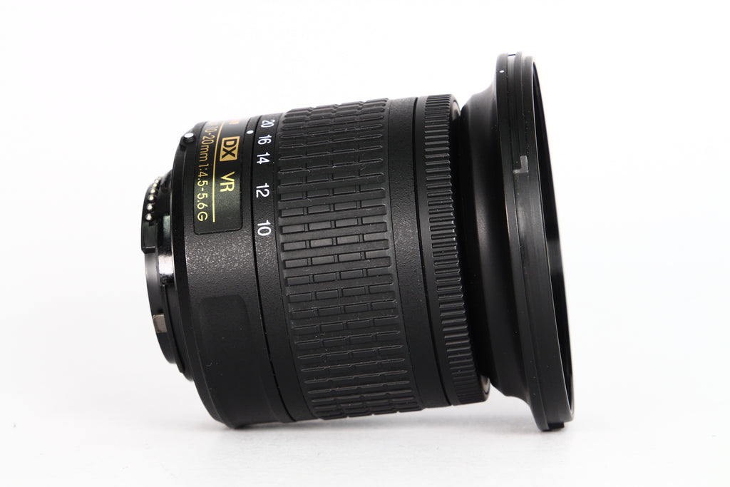 Lente NIKKOR AF-P 10-20mm F4.5-5.6 G VR para NIKON. Usado