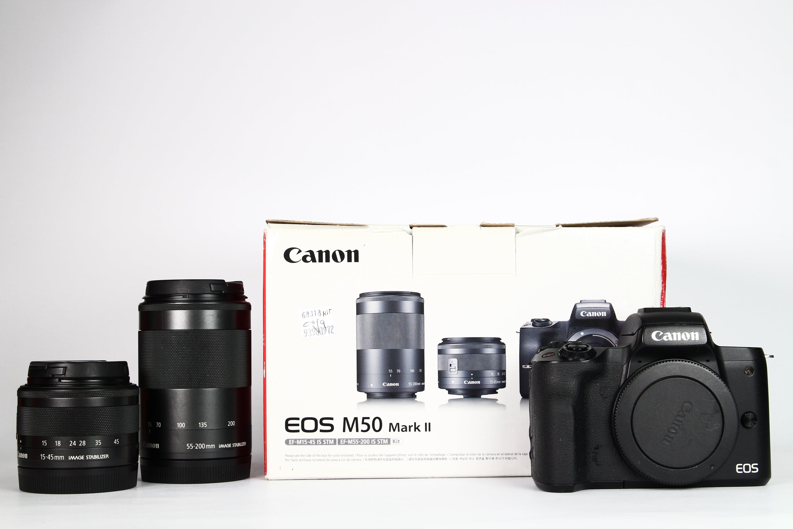 Cámara Digital CANON EOS M50 Mark II en kit con lentes 15-45mm y 55-200mm. Usada