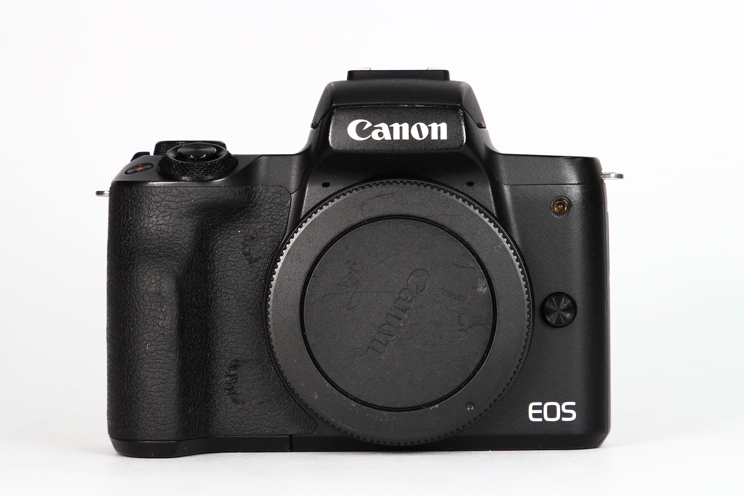 Cámara Digital CANON EOS M50 Mark II en kit con lentes 15-45mm y 55-200mm. Usada