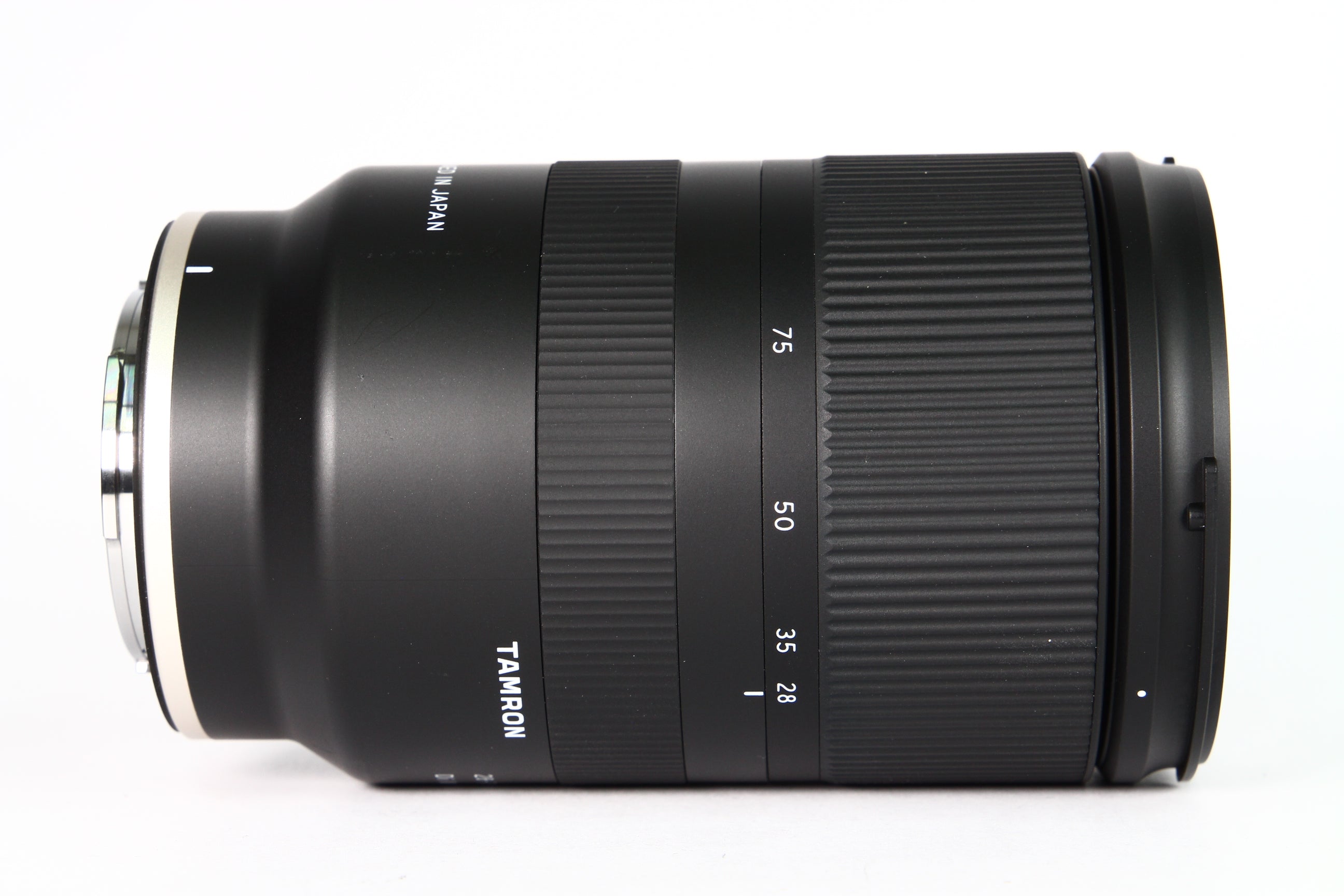 Lente TAMRON para SONY EF 28-75mm F2.8 Di III RXD. Usado