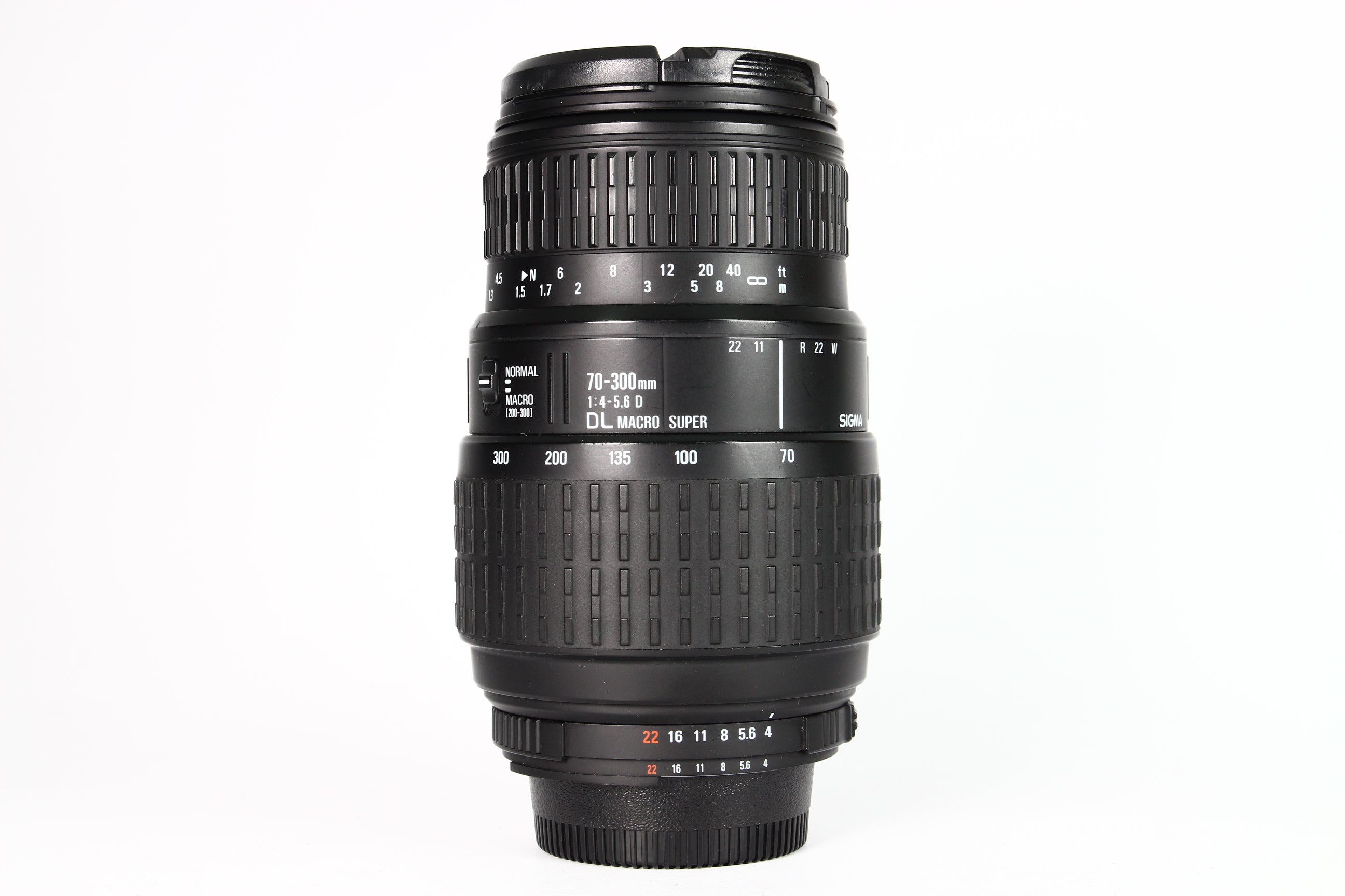 Lente SIGMA para NIKON 70-300mm F4-5.6 D. Usado