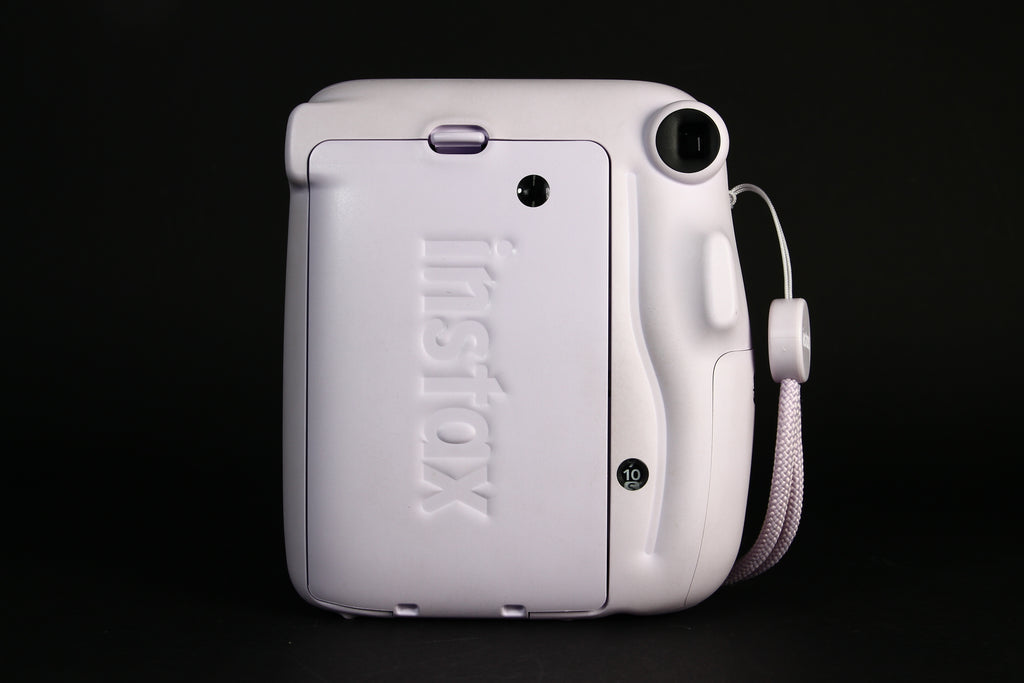Cámara Instantánea Fujifilm Instax Mini 11. Usada