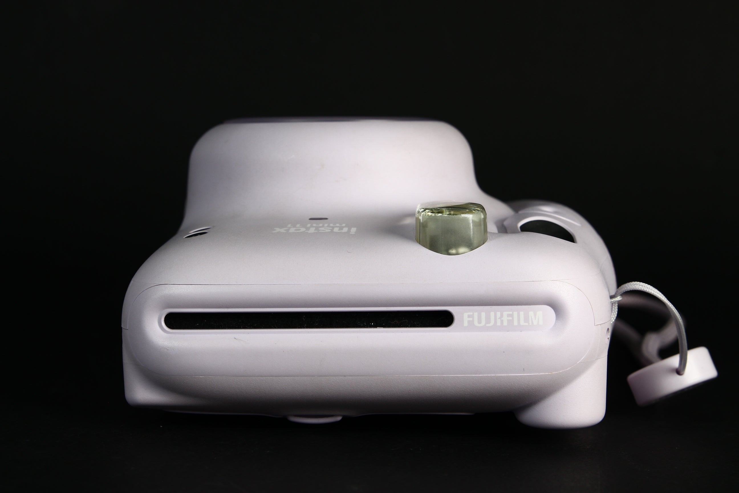 Cámara Instantánea Fujifilm Instax Mini 11. Usada