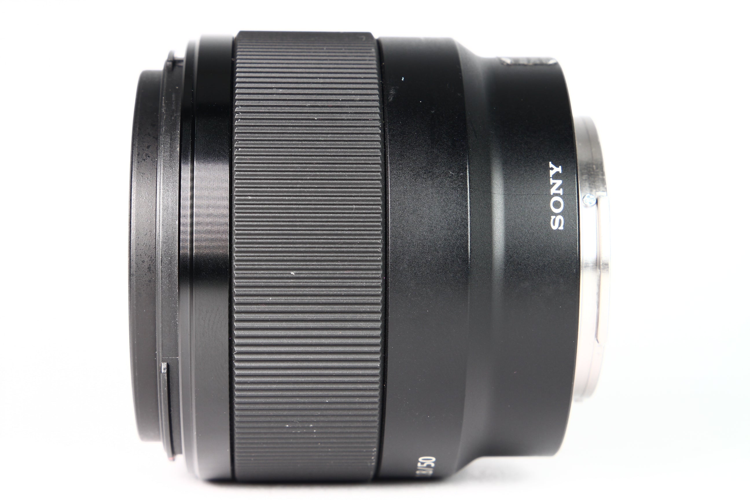 Lente SONY FE 50mm F:1.8. Usado