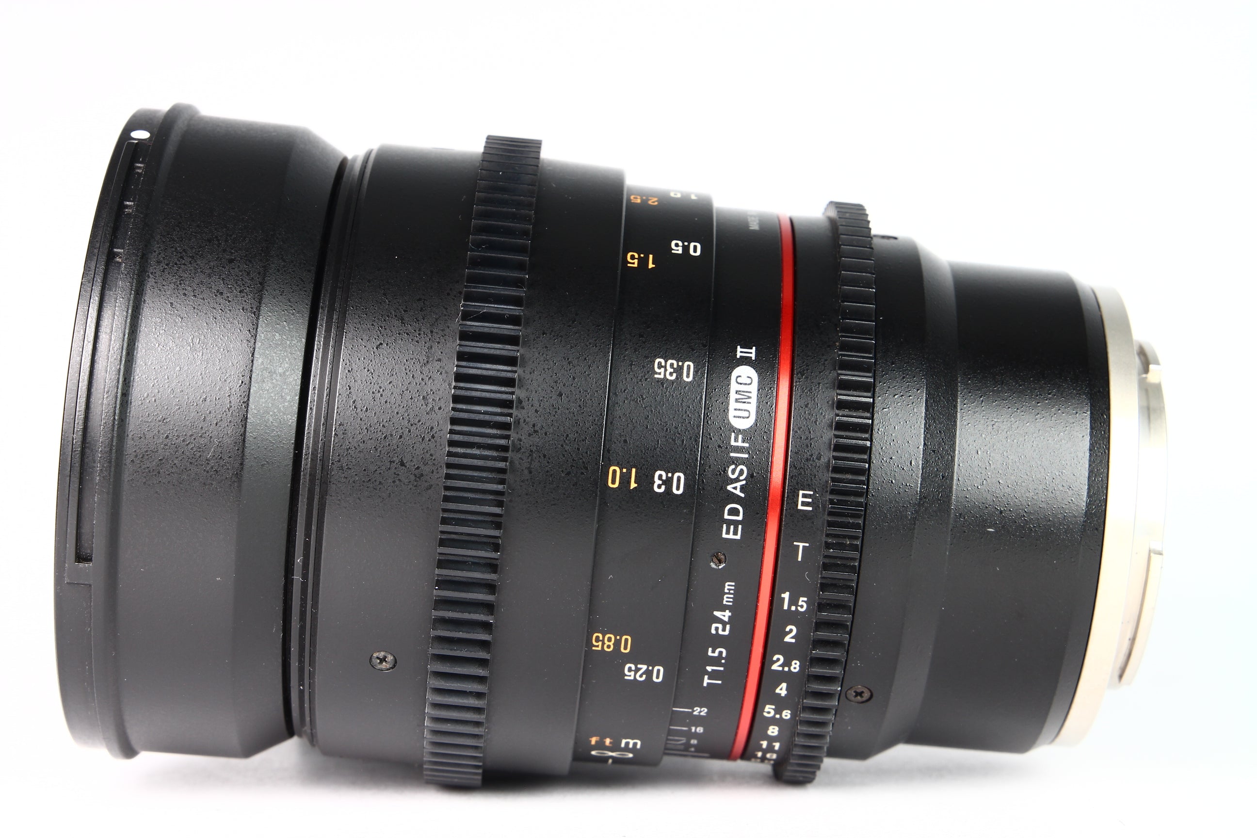 Lente ROKINON 24mm T:1.5 ED AS I F UMC II Cinemaline para SONY. Usado