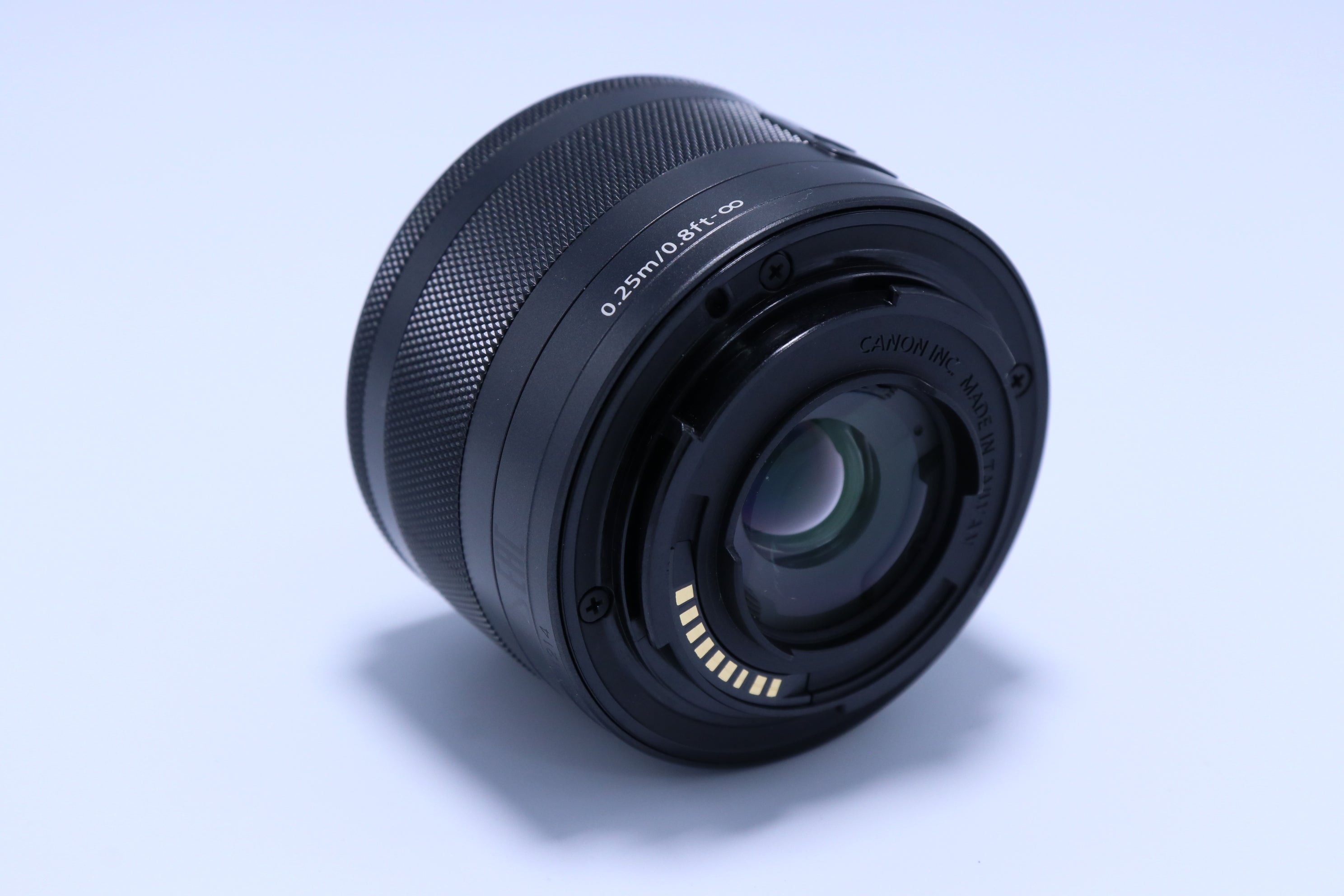 Lente CANON EF-M 15-45mm F3.5-6.3. Usado.