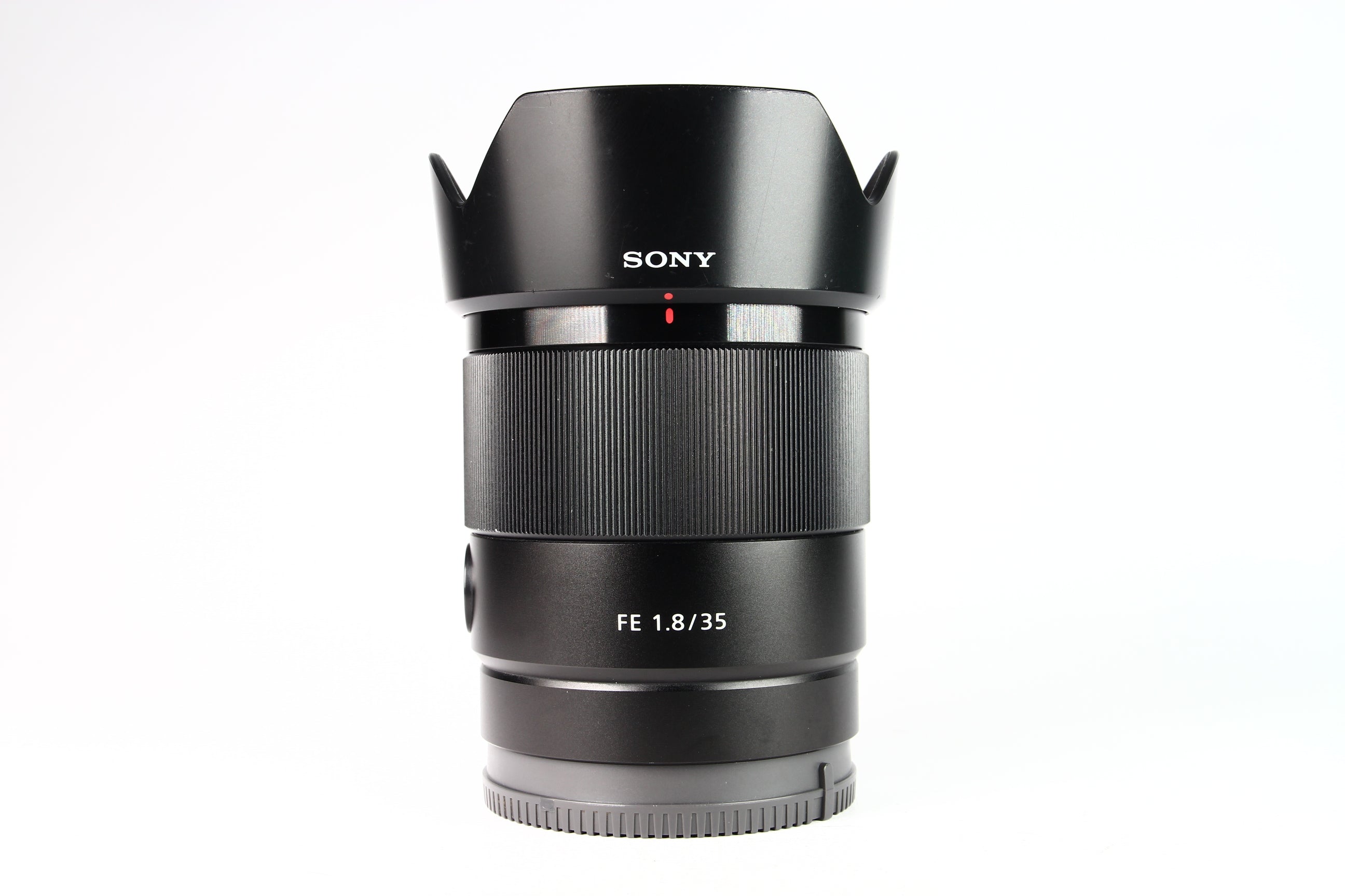 Lente SONY FE 35mm F:1.8. Usado