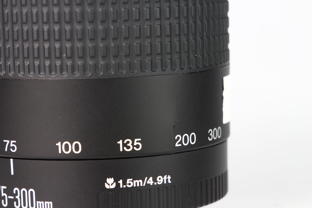 Lente CANON EF 75-300 F4-5.6 III. Usado