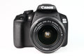 Cámara Digital CANON 2000D con lente 18-55mm III. Usada