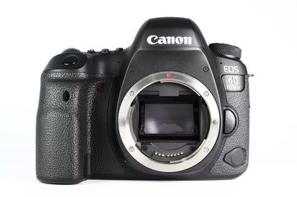 Cámara Digital CANON 6D Mark II. USADA. Solo Cuerpo