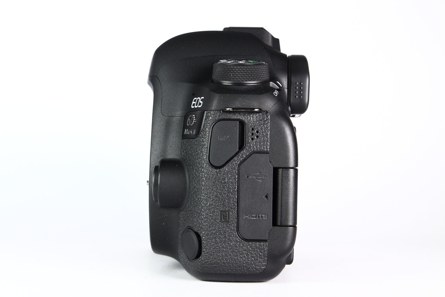 Cámara Digital CANON 6D Mark II. USADA. Solo Cuerpo