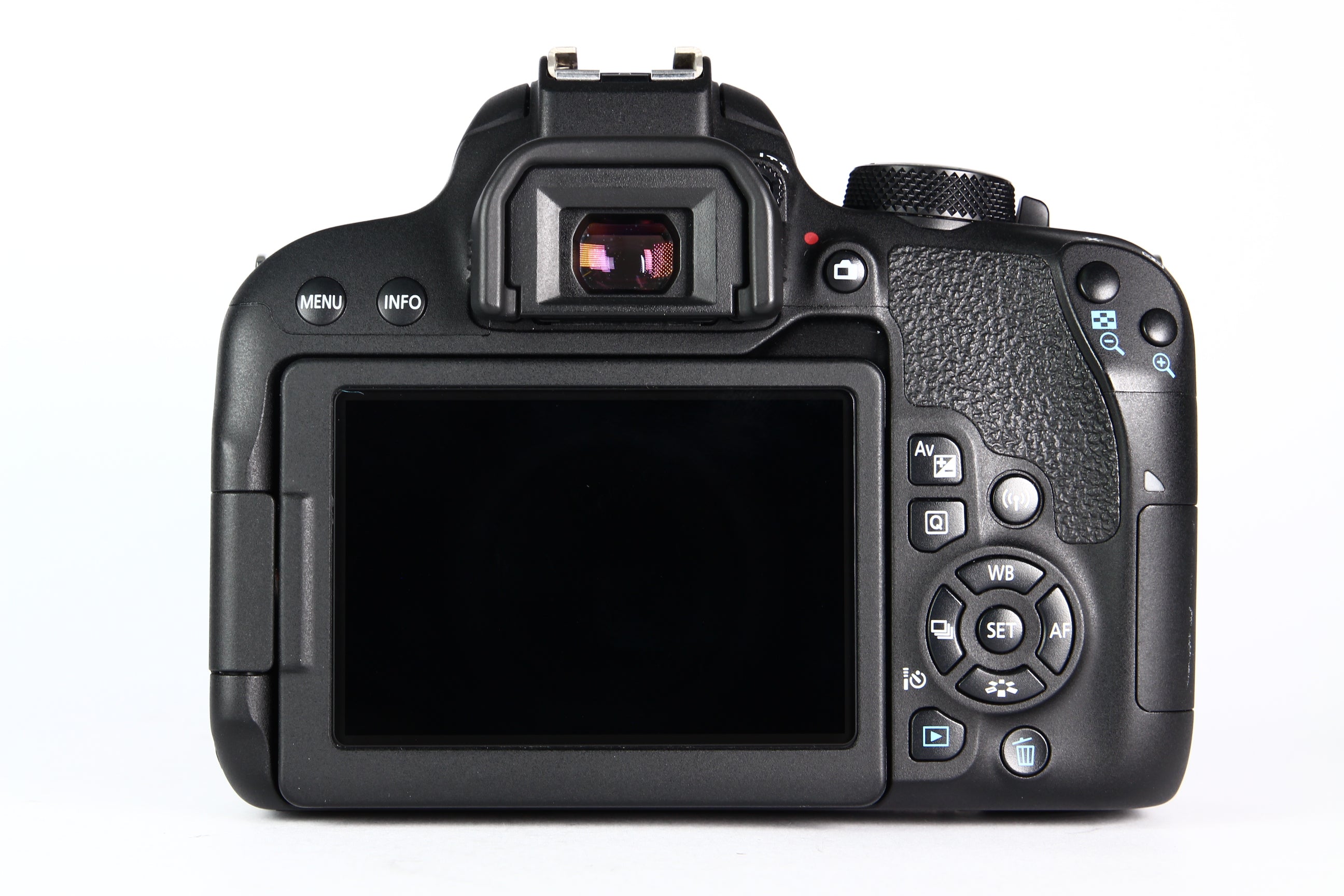 Cámara Digital CANON T7i Lente 18-55mm IS STM. Usada