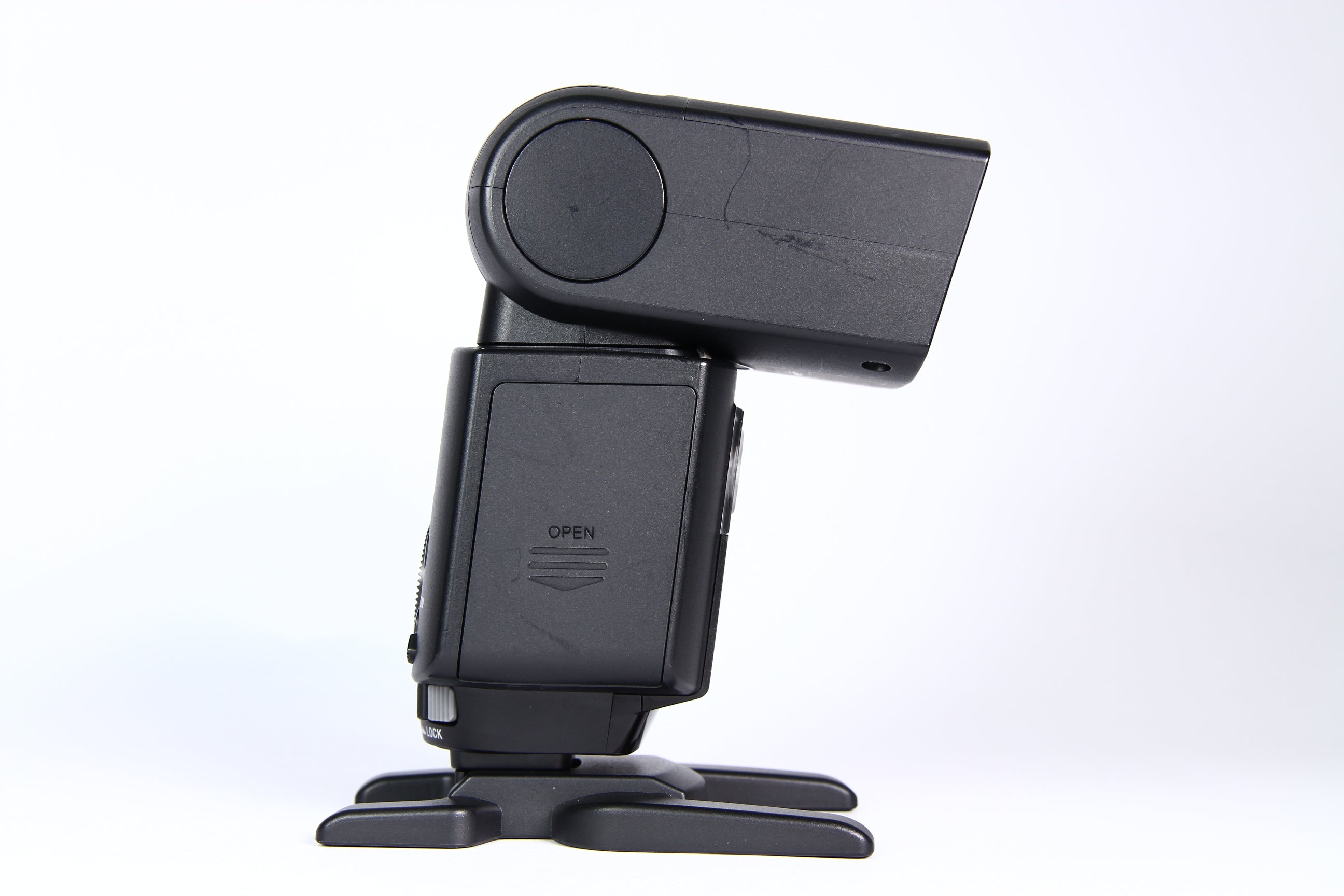 Flash Sony Speedlite HVL-F45RM. Usado