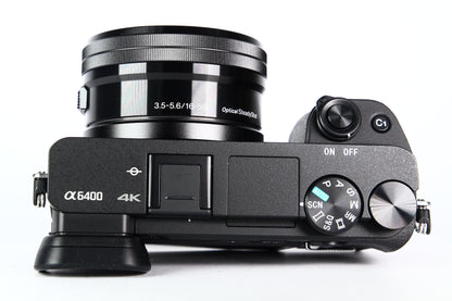 Cámara Digital SONY A6400 con lente 16-50mm. Usada