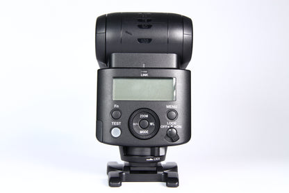 Flash Sony Speedlite HVL-F45RM. Usado
