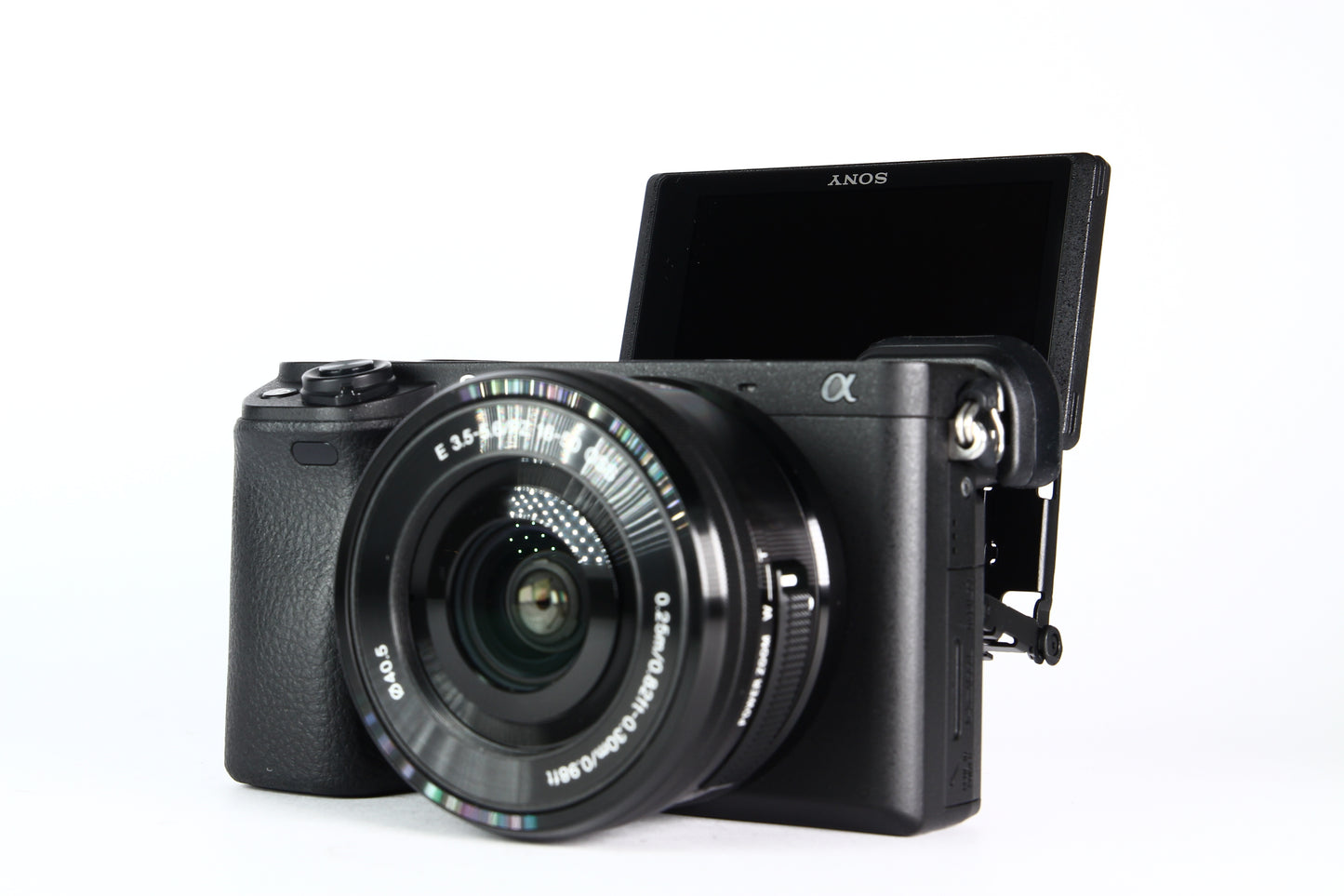 Cámara Digital SONY A6400 con lente 16-50mm. Usada