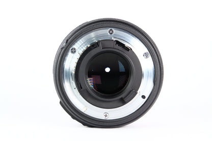 Lente NIKON 35mm F1.8 G. Usado