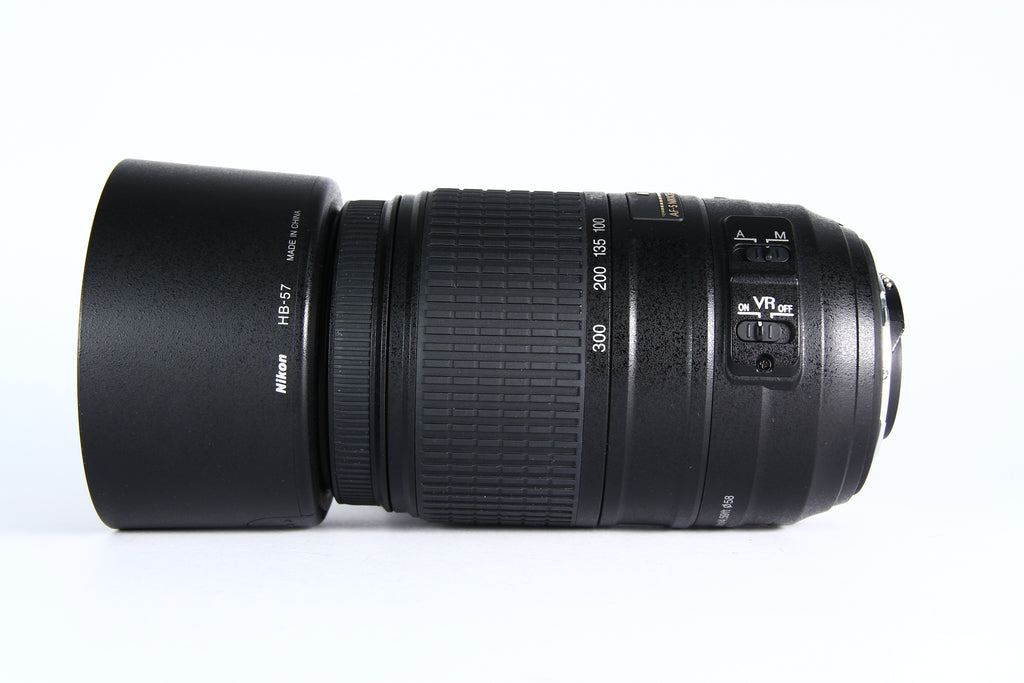 Lente NIKON 55-300mm F4-5.6 DX VR. Usado