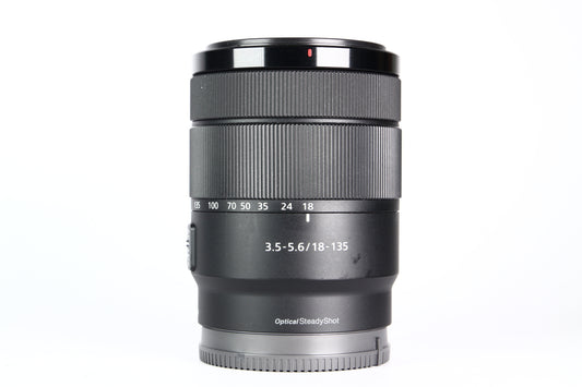 Lente SONY 18-135mm F:3.5-5.6 OSS. Usado