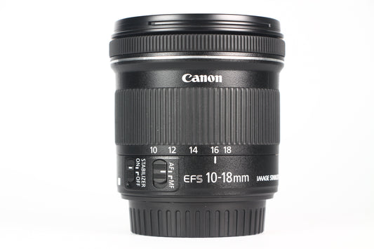 Lente CANON EF-S 10-18mm IS STM F4.5-5.6. Usado