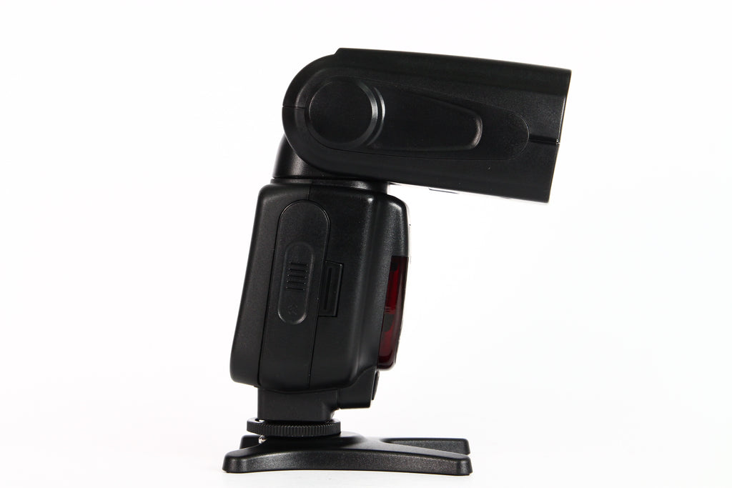 Flash NEEWER Speedlite NW 260. Usado