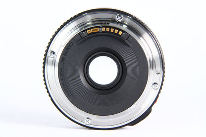 Lente CANON EF 40mm F2.8. Usado