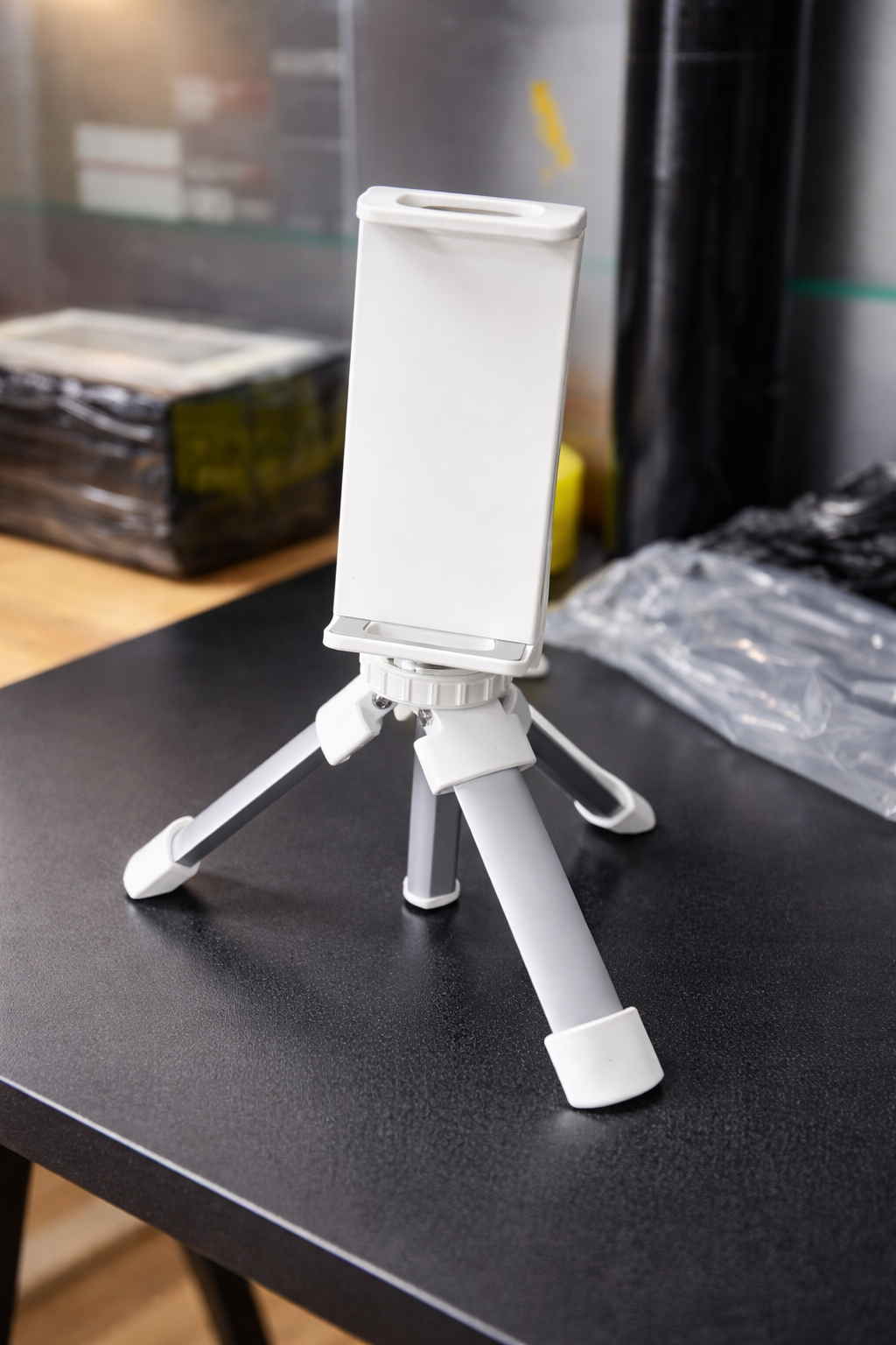 Mini Tripode De Mesa Para Celular Y Tablet NEST